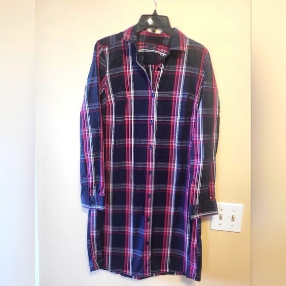 Dresses & Skirts - Tommy Hilfiger plaid shirt dress